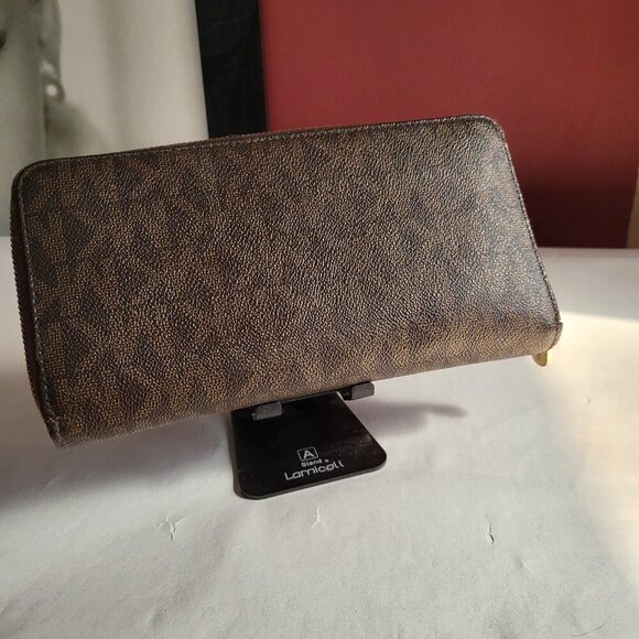 MICHAEL KORS JET SET WALLET CLUTCH CLASSIC STYLE - Picture 2 of 9